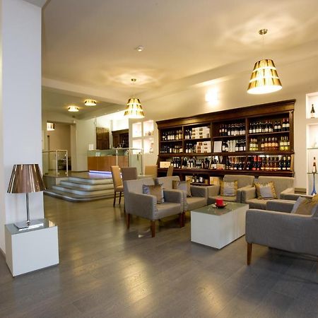 Hotel Castello Di Santa Vittoria Santa Vittoria d'Alba Экстерьер фото