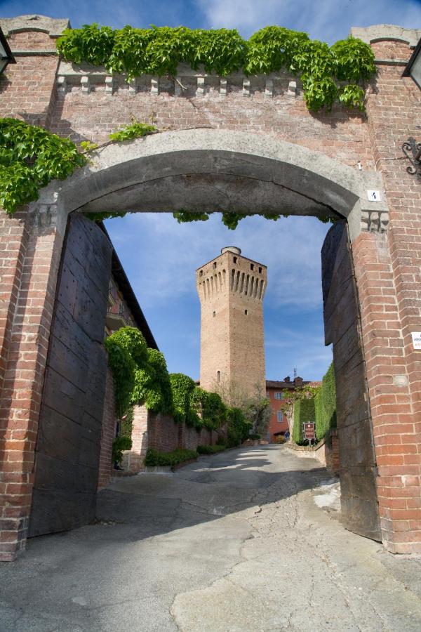 Hotel Castello Di Santa Vittoria Santa Vittoria d'Alba Экстерьер фото
