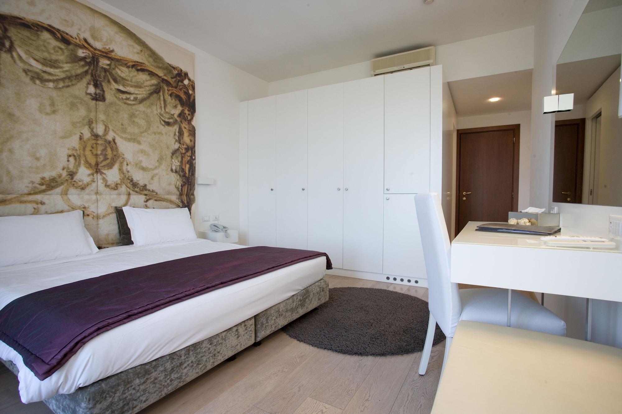 Hotel Castello Di Santa Vittoria Santa Vittoria d'Alba Экстерьер фото